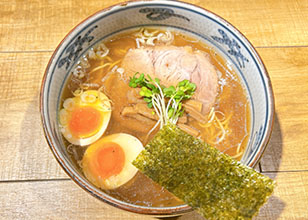 醤油煮玉子ラーメン