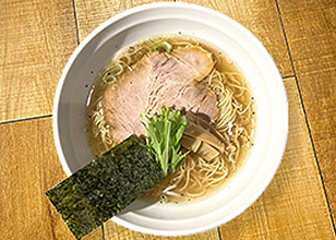 鶏だし塩ラーメン
